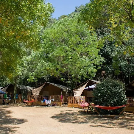 Luxury tent Glamping Ardeche Saint-Laurent-du-Pape
